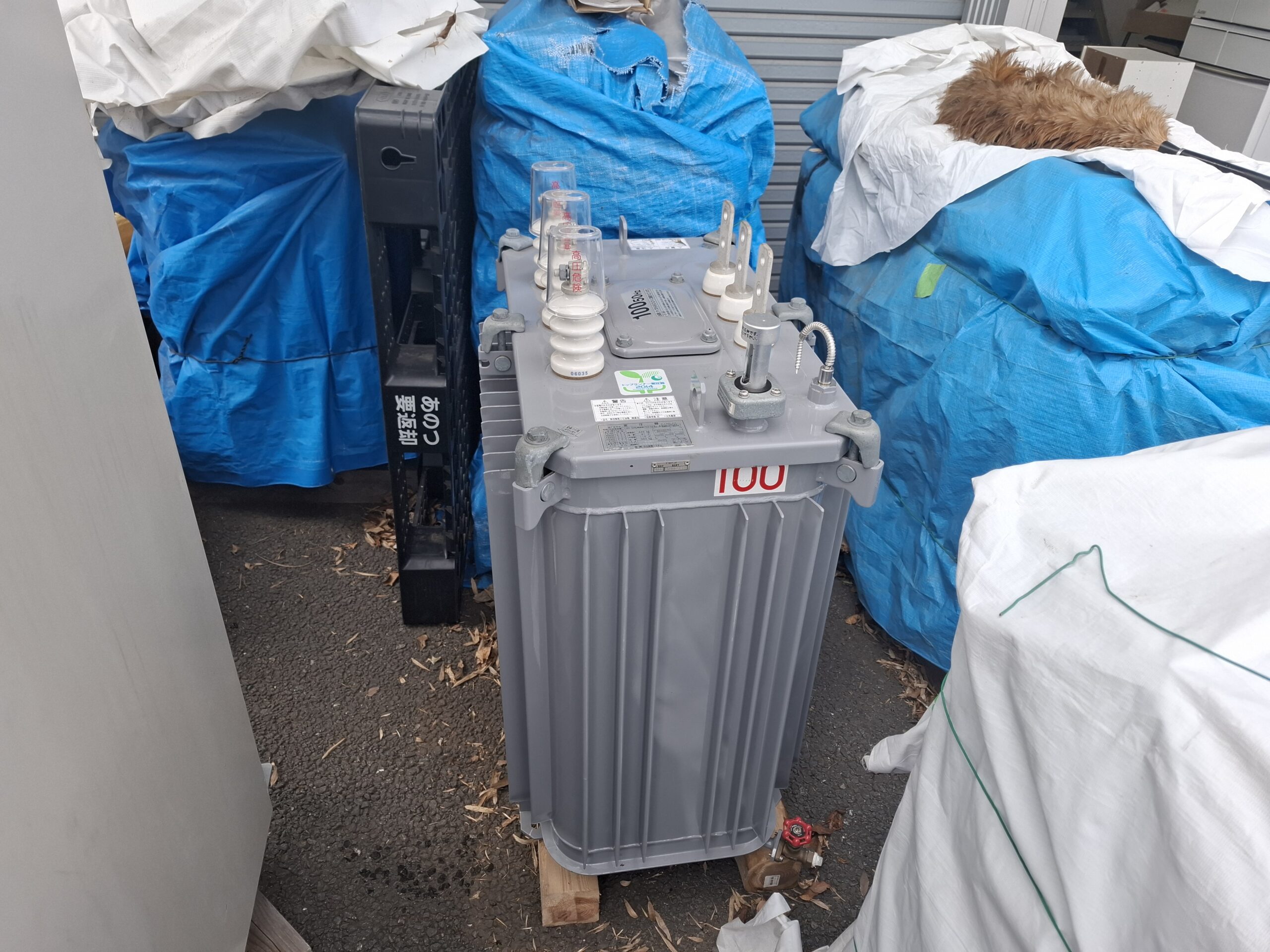三相トランス100KVA 2020年 日立