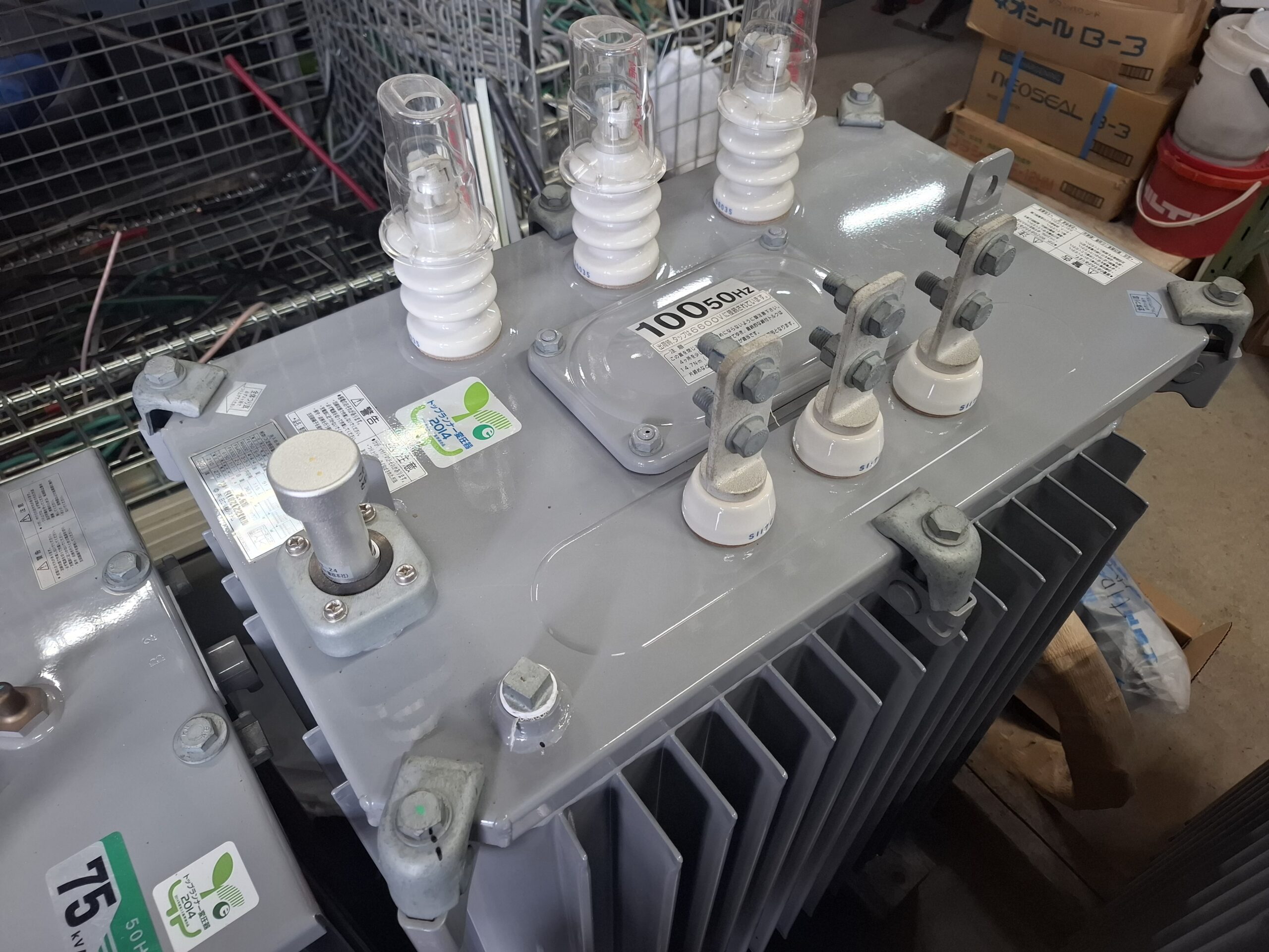 三相トランス100KVA② 2021年 日立