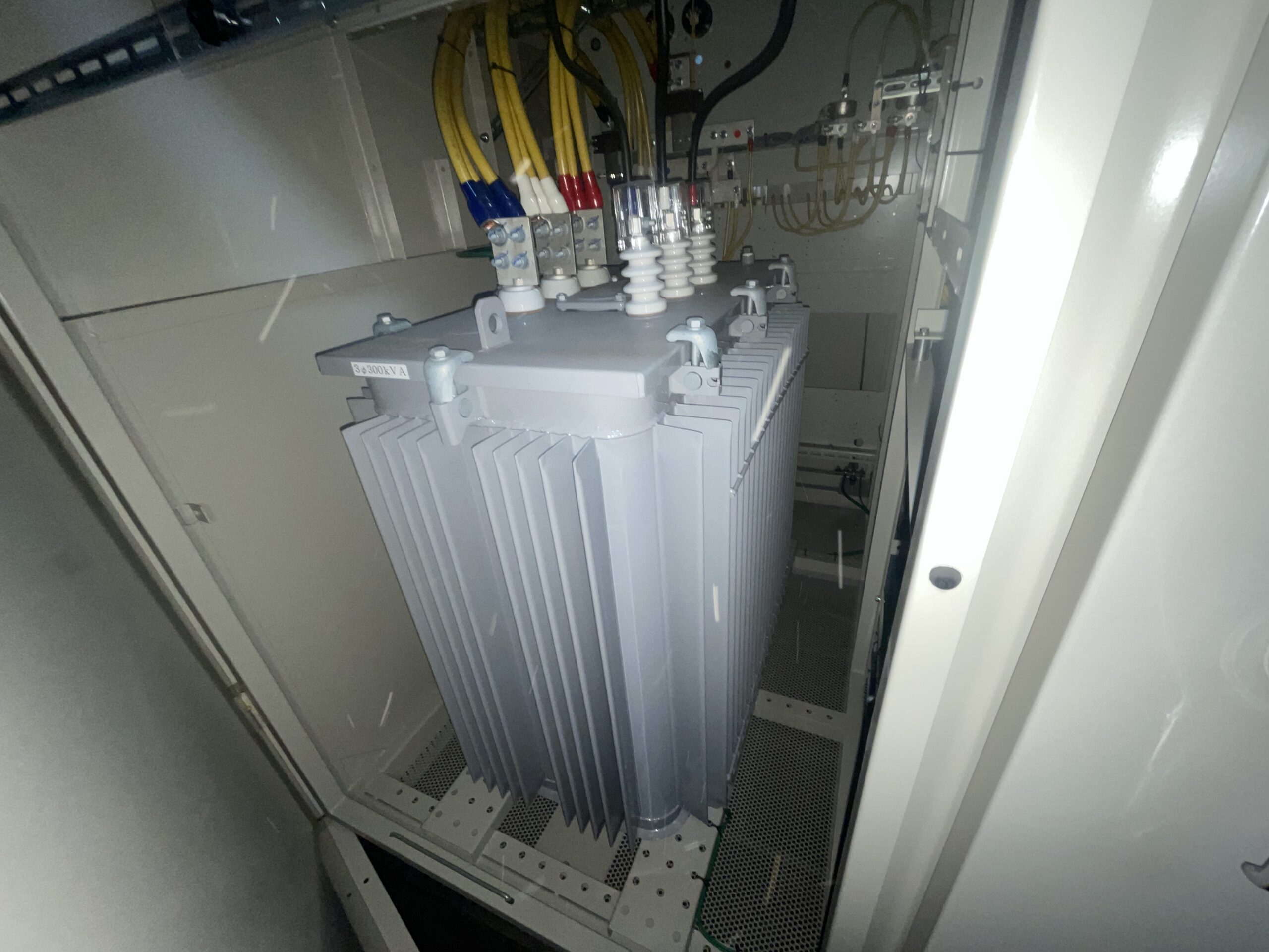 出張買取 千葉県 キュービクル330KVA 2022年 日本電機