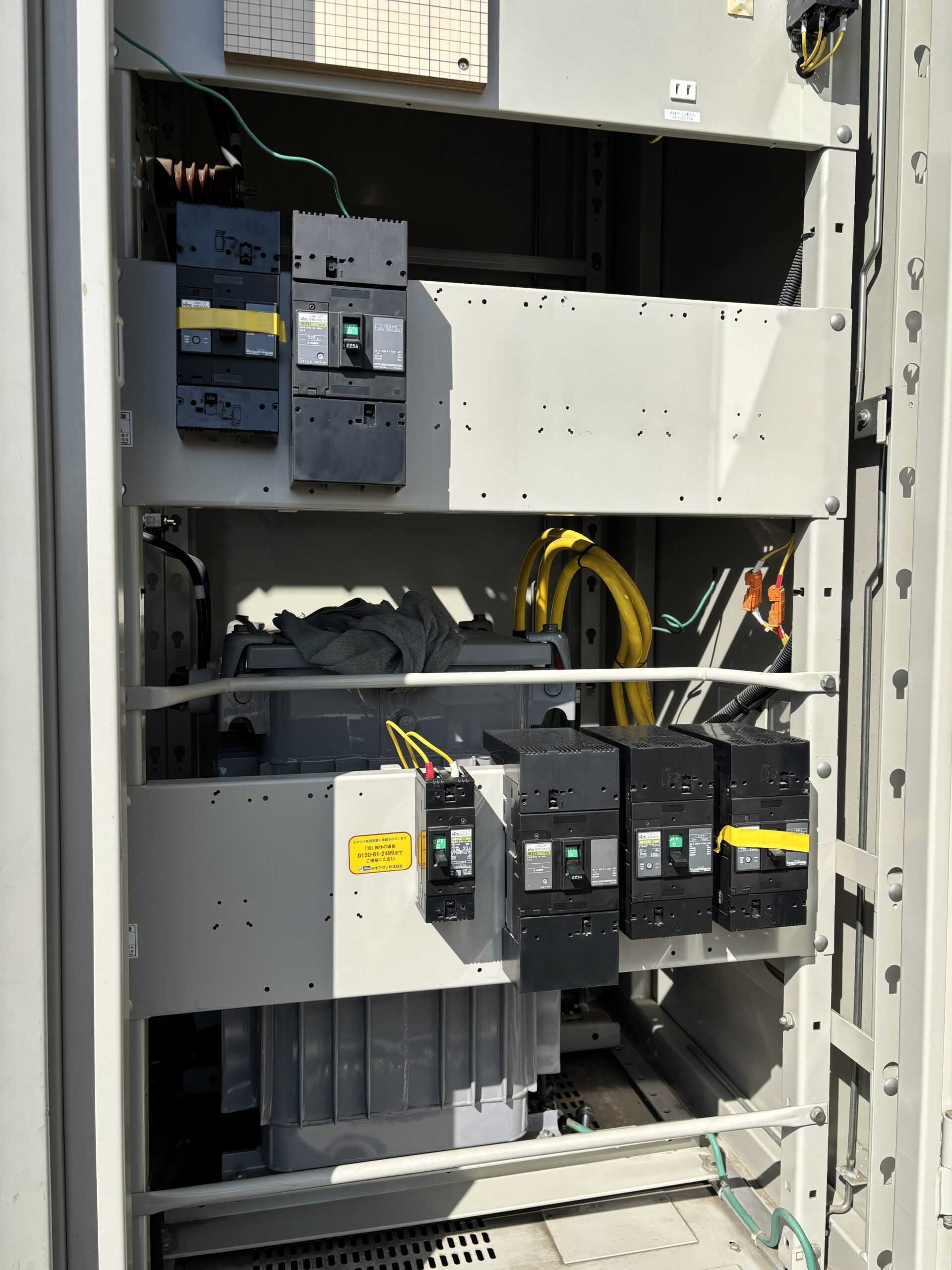 キュービクル 100KVA 2015年 日東工業