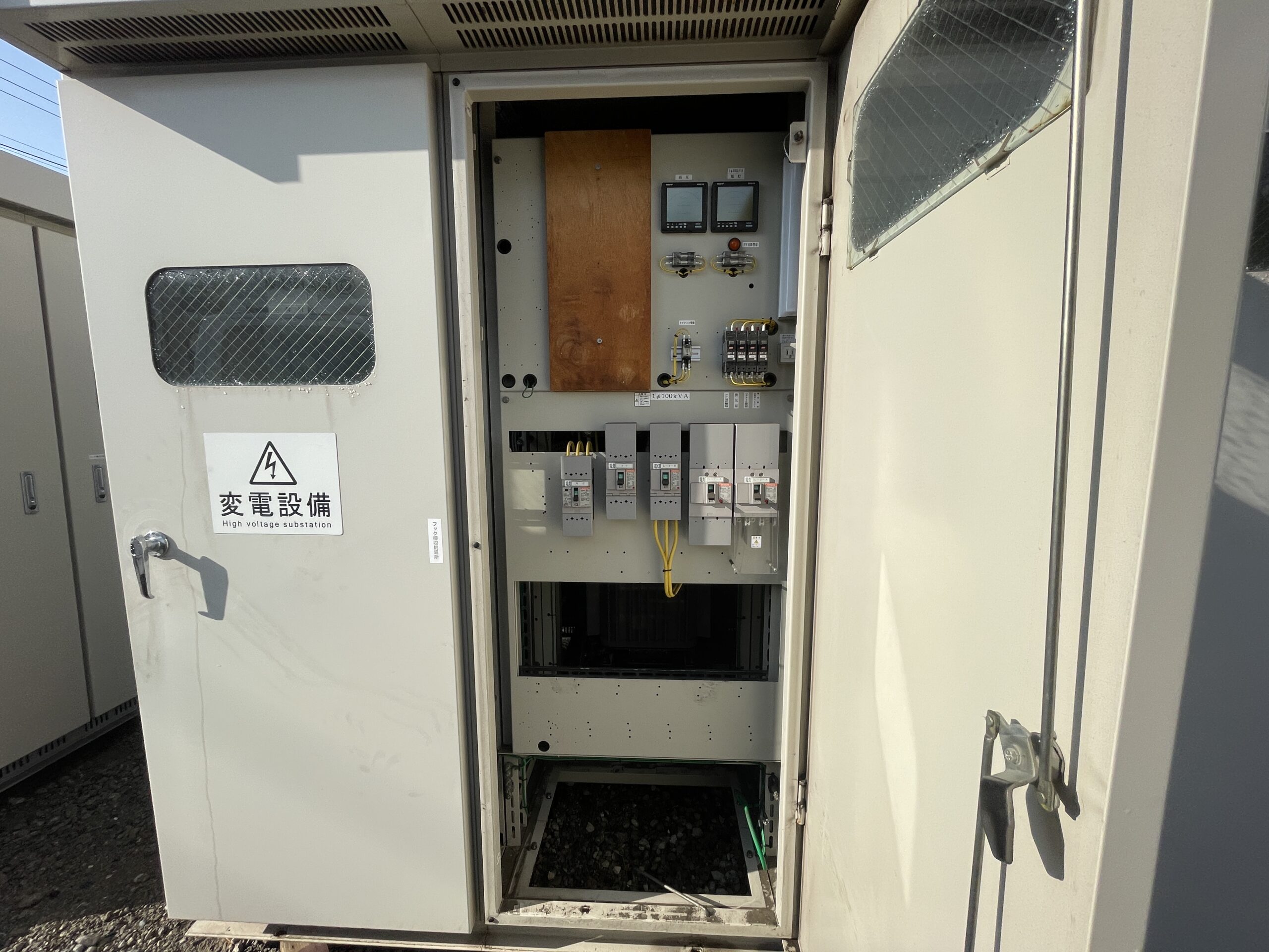 キュービクル 200KVA 2019年 日本電機